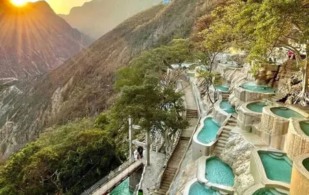 Nature Experience at Blue Hot Springs of Tolantongo Caves