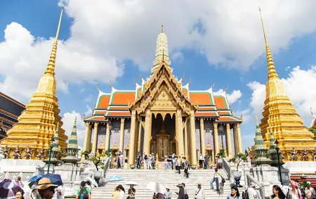 Private Tour: Bangkok Grand Palace, Temples and Thai-Classical Arts