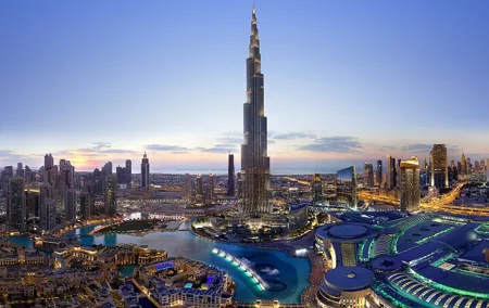 Dubai City Half Day Tour in Blue Mosque, Creek & Souqs