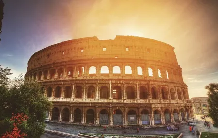 Private Colosseum with Palatine Hill and Roman Forum Tour