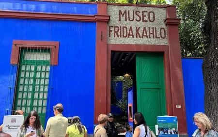 Tickets to Frida Kahlo Museum 2025 and traditional drink