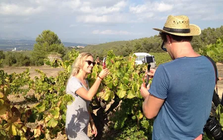Private wine tasting & E-bike Barcelona's coastline Small Group tour