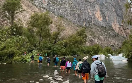From CDMX Hike through the Xajhá Grottoes