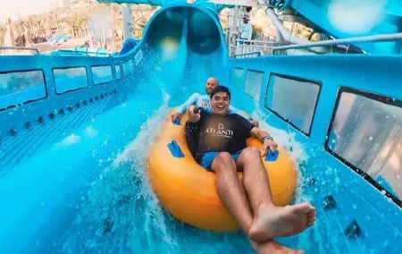 Dubai: Aquaventure Water Park Entry Tickets + Optional Transport