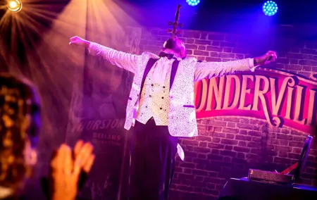 International Cabaret Show in King's Cross, London (Table Resrv.)