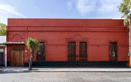 Frida Kahlo Museum (Red House) Tour