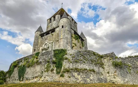 Provins and Senlis Two Medieval Towns in One Day from Paris