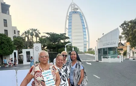 Dubai Top Ten (10) Attractions in a Day: Premium Guided City Tour