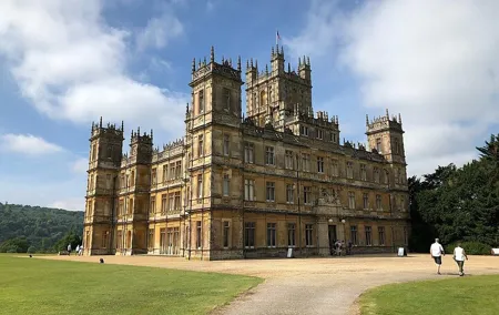 Transfer to and from Central London to Highclere Castle