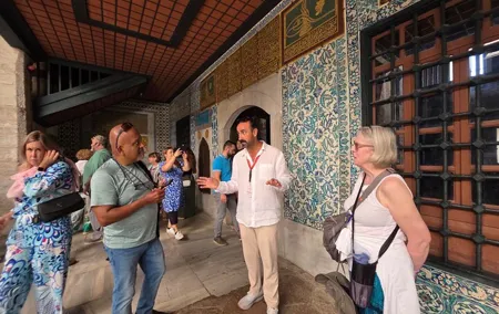 Hagia Sophia Blue Mosque and Basilica Cistern Old town Tour