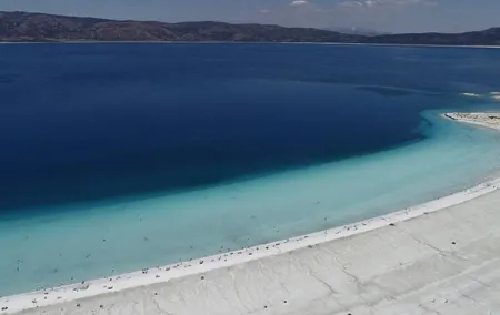 Antalya Pamukkale Hiearapolis and Salda Lake Daily Tours
