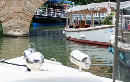 River Cruise and Six Course Tasting Menu Experience
