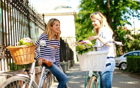 Bike & Bites: The Ultimate Paris Food Tour on Two Wheels