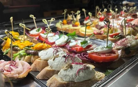 Venice food and wine tour - eat and drink like a local