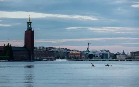 Guided Winter Kayak Tour with Dry Suit