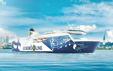 Helsinki to Tallinn History and Heritage Guided Tour with Cruise