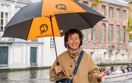 Guided Tour on Tips in Bruges Praline Included