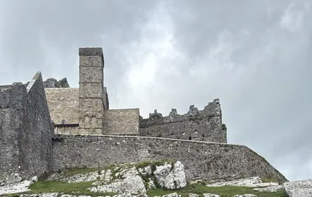 Belfast Dublin Guided Scenic Tour of the East Coast of Ireland