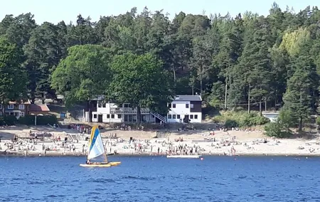 10 Hours Lake Mälaren Villages Day Trip from Stockholm