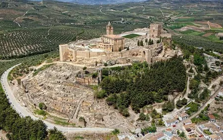 Full Day Tour Alcaudete Castle and Alcala la Real from Jaen