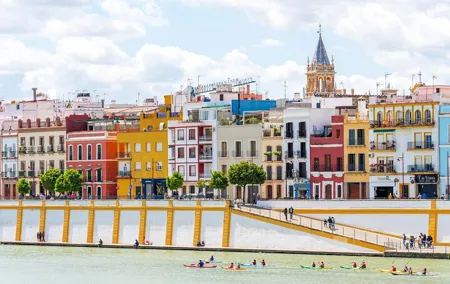 Private Tour Barrio de Triana in Seville