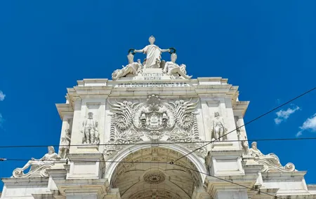 Lisbon to Follow the Croco with Private Downhill Tour