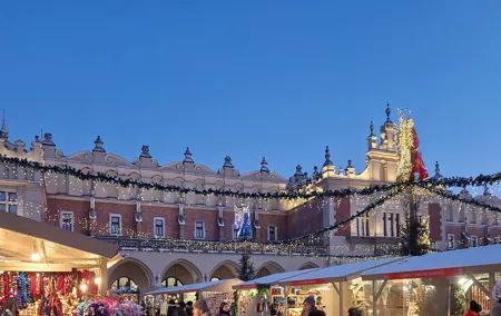 Krakow: Christmas Market Tour with Food Tasting