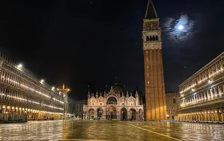 Saint Mark's Basilica at Night: Private Visit