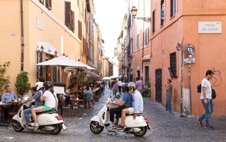 Vespa tour in Rome with Dinner