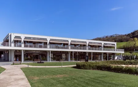 Private Shopping Tour from Florence to The Mall Outlet in Tuscany