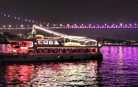 Bosphorus Dinner And Show Cruise With Unlimited Alcoholic Drinks