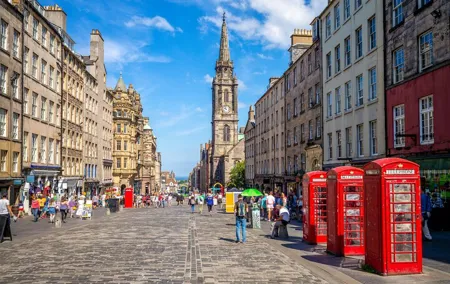 Edinburgh Old Town Private Guided Family Walking Tour