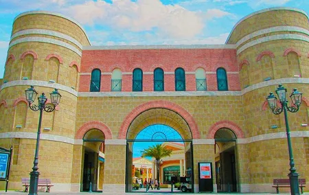 Shopping tour to Castel Romano Designer Outlet from Rome and back