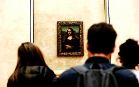 Museum of the Louvre Paris Essential Small Group Tour Max 6