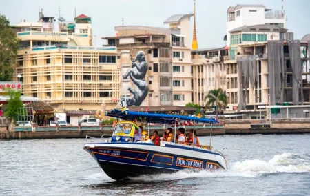 Bangkok Tuk Tuk speedboat Ride on the Chao Phraya River