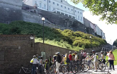 Tallinn Bike Tour from Tallinn Cruise Port
