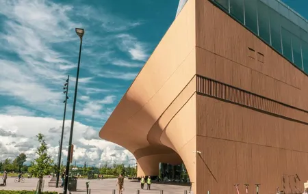 Helsinki Walking Tour at Helsinki Architecture