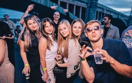 New Years Eve Boat Party 2 Hour Open Bar, Fireworks and SaSaZu