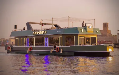 2 hour Luxury Cruise Buffet Dinner with Live Shows