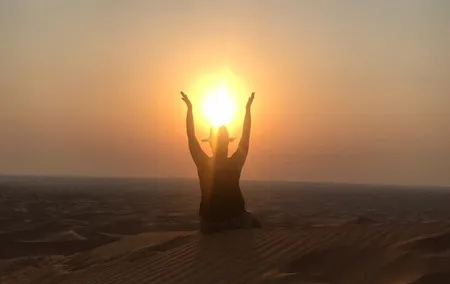Dubai Unique Sunset Combo: 4WD and Quad Bike Red Dunes Safari
