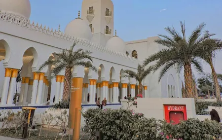 Abu Dhabi Private City Tour With Free Pickup