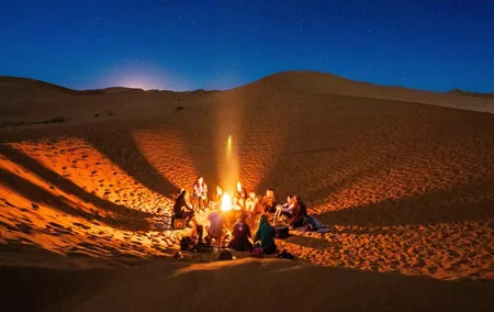 Dubai: Overnight Safari, Dinner, Camel Ride & Al Royal Camp