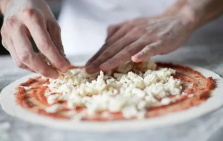 Pizza Lesson in Napoli