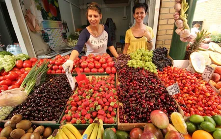 Warsaw Food Tour small group tour by retro minibus