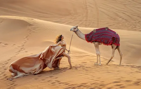 Dubai's Desert Flying Dress © Photoshoot President package