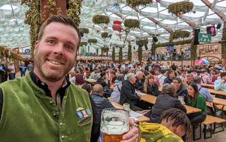Oktoberfest Tour, reserved seats, extra space, food and beer incl