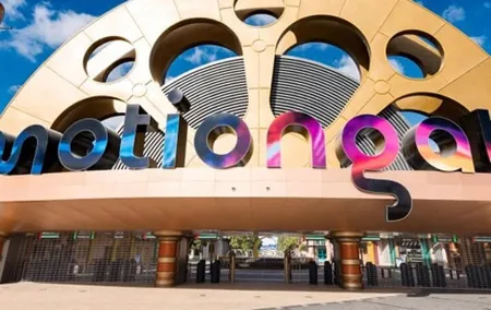 Motiongate Dubai with Private Transfers