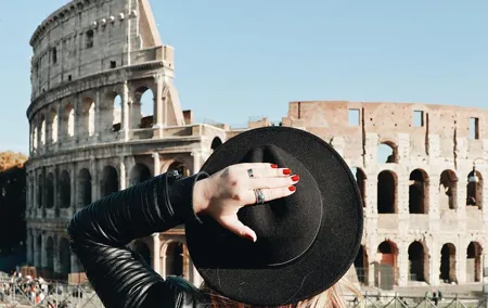 ROME: Colosseum tours with private guide & accomodation pick-up