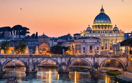 Vatican and Sistine Chapel Guided Tour with Skip-the-Line