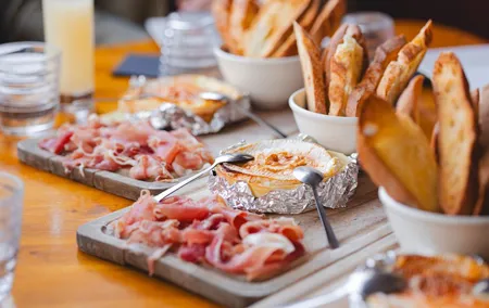 Marseille Food Tour – Full Meal of Local Tastes by Do Eat Better